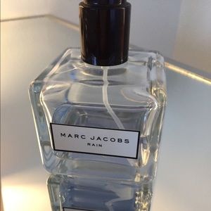 Marc Jacobs Rain Fragrance